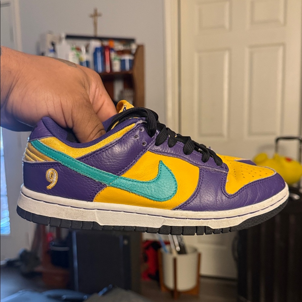 Nike Dunk Low Lisa Leslie LA Sparks - Size 6 Women